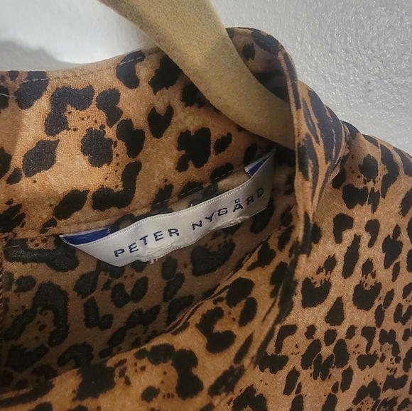 Animal print top - Picture 5 of 9